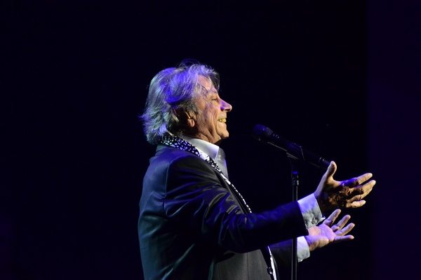 Herve Vilard Au Casino Du Liban